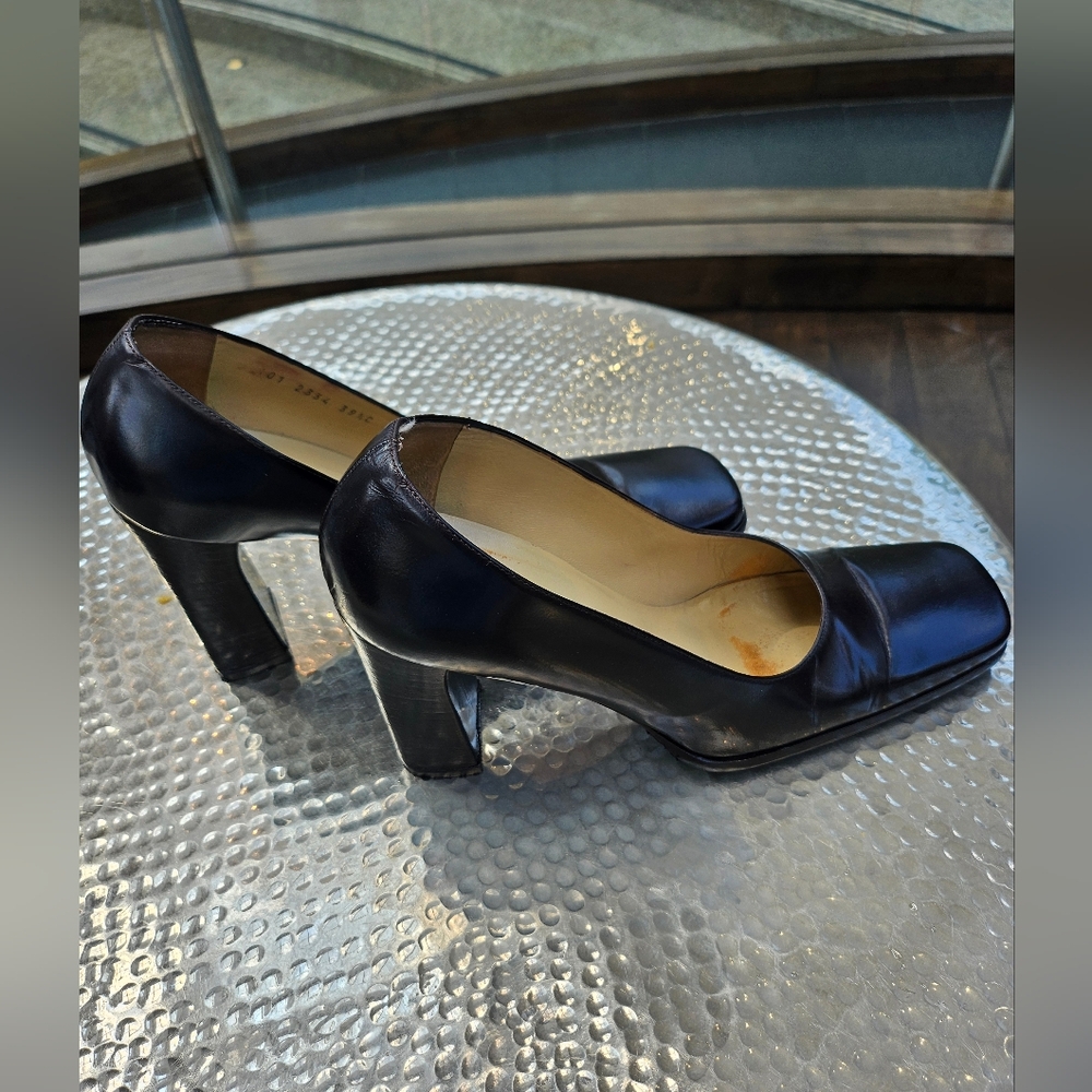 Gucci Vintage dark brown stacked heels 39.5 C